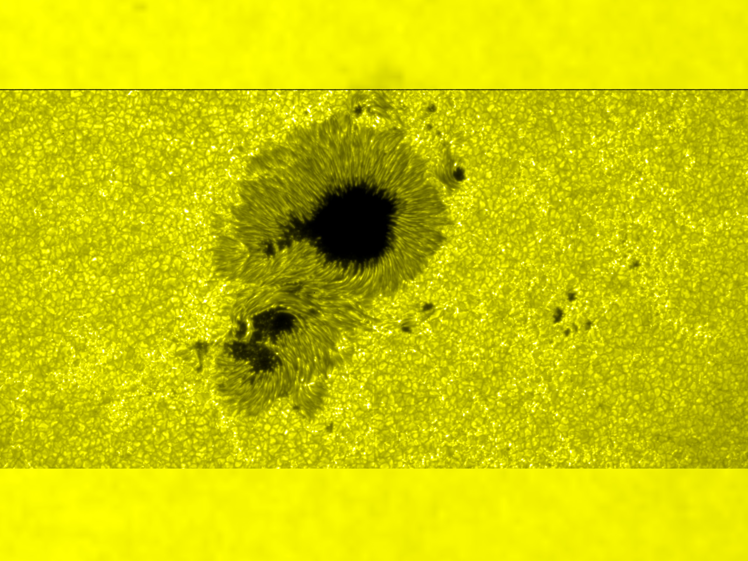 太陽観測衛星ひのでが撮影した太陽光球の粒状斑
